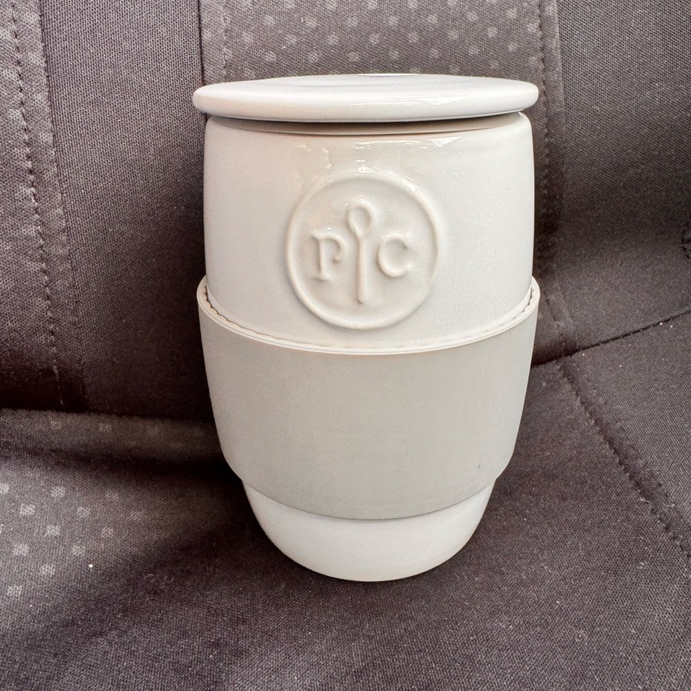 Pampered Chef ceramic egg cooker